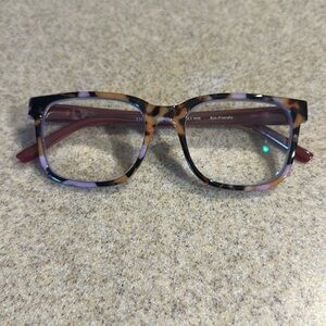 Peepers women’s glasses.  3.0 strength